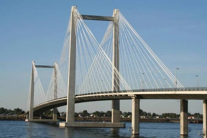 Proposed design of the Volivo cable-stayed bridge in Ghana